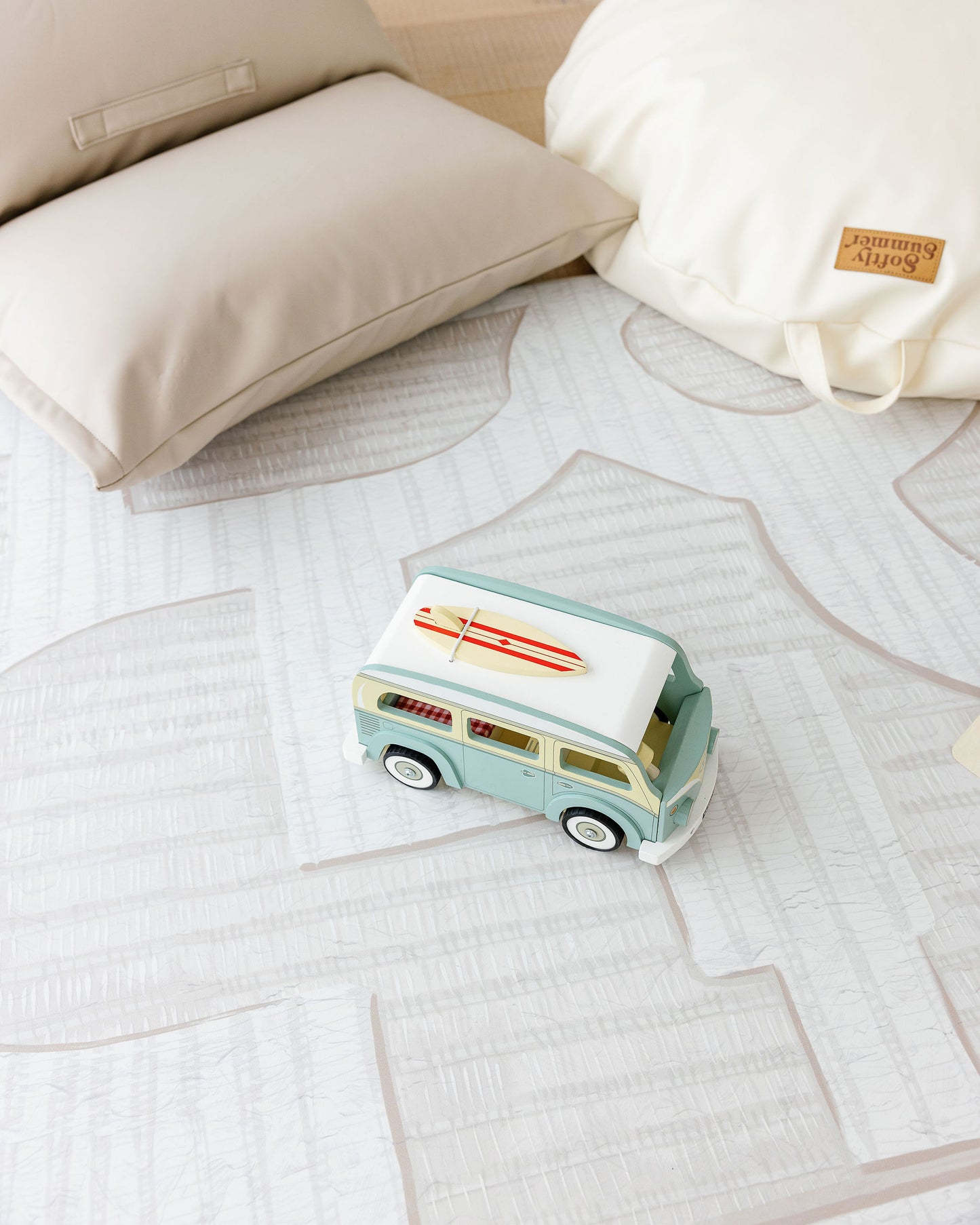 Cuvvy play mat cover, baby play mat, padded play mat, vegan leather, reversible, road play mat