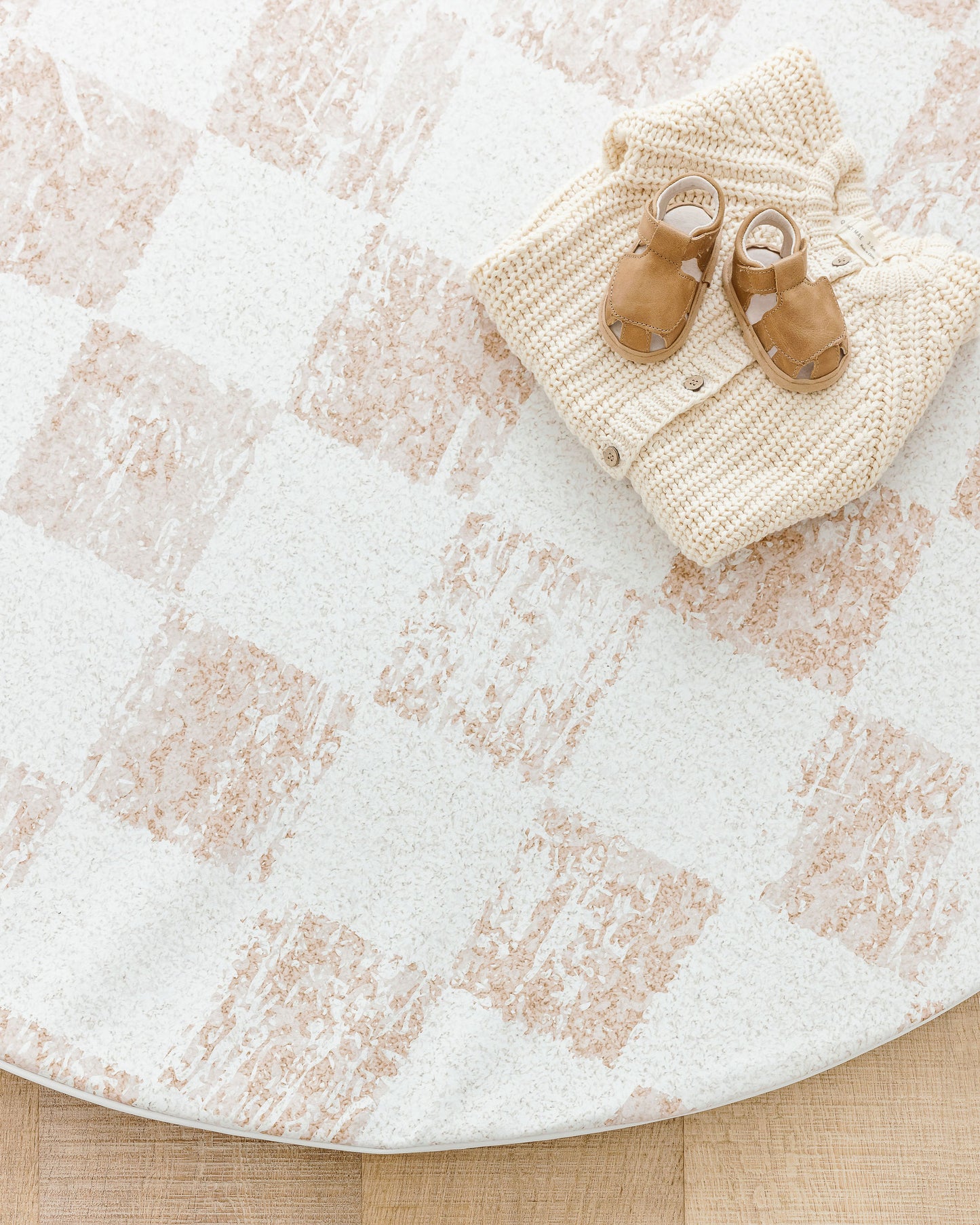 Softly Summer Cuvvy play mat cover, padded play mat, vegan leather, reversible, rug design, baby play mat